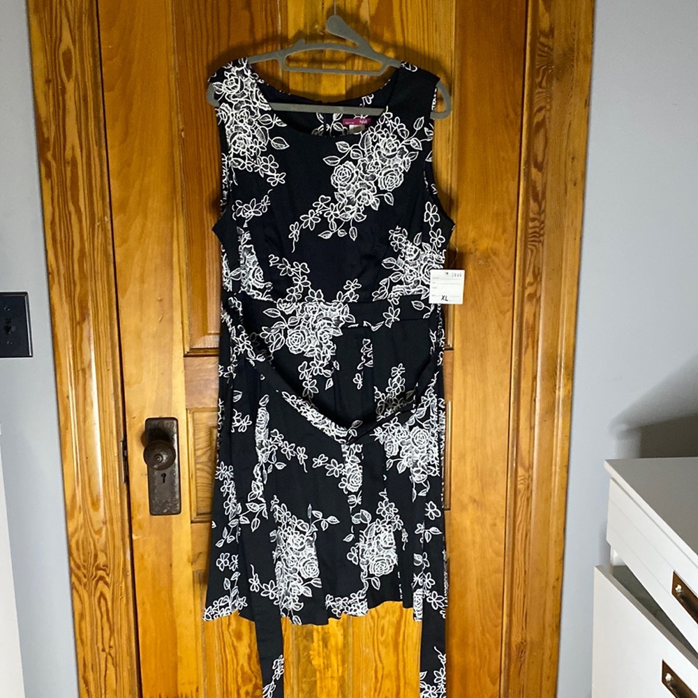 ModCloth Ixia Black and White Floral Swing Dress NWT XL